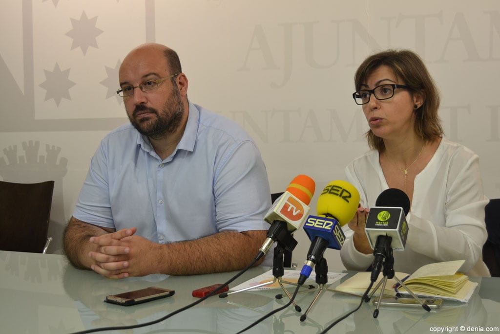 Dénia suspende temporalmente licencias en varias zonas por incompatibilidad con el PGE 1 Maria Josep Ripoll y Josep Crespo