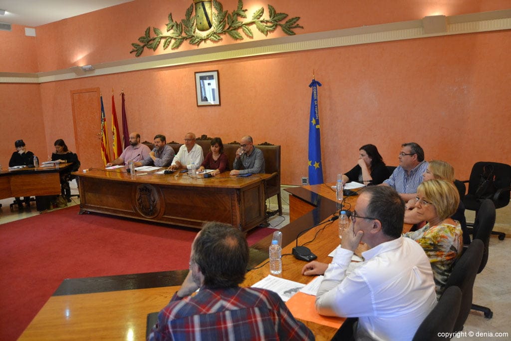Pleno en el Ayuntamiento - Dénia