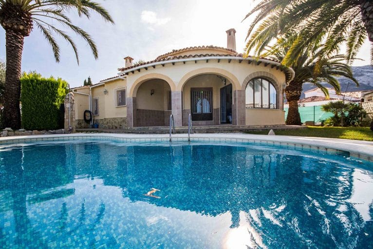 Una de las casas en venta MLS Inmobiliaria