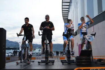 Jornada Solidaria en Portal de la Marina – Monitores de spinning