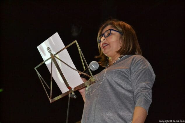 05 cena benefica ludai 2016 discurso de jessica romero