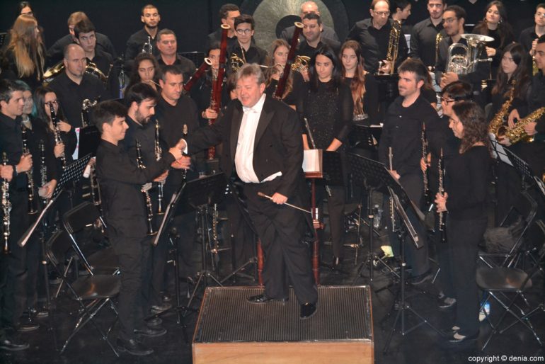 Concierto de Santa Cecilia de la Banda de Dénia - Saludo de Frank de Vuyst