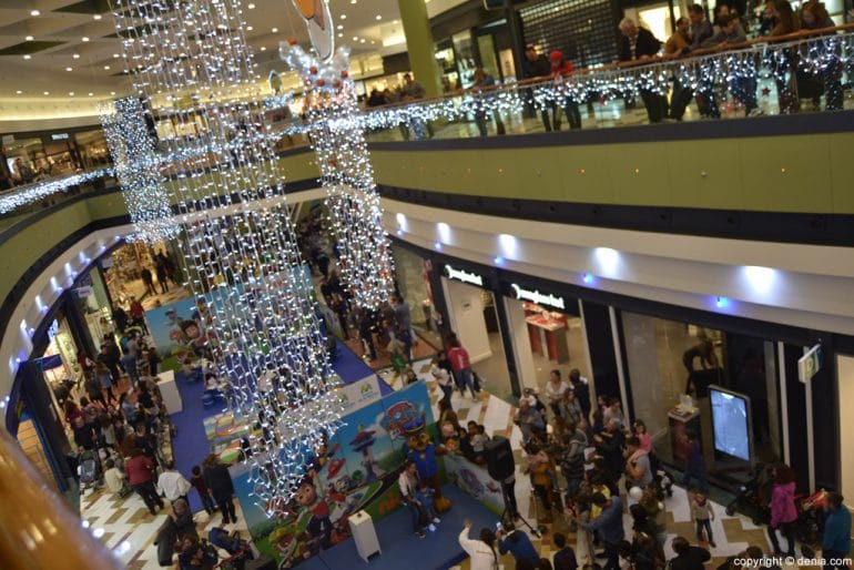 Iluminación Navideña en Portal de la Marina - la Patrulla Canina enciende la Navidad