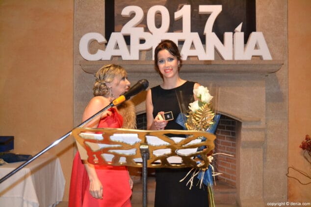 11 presentacion capitania mora 2017 detalle para la embajadora