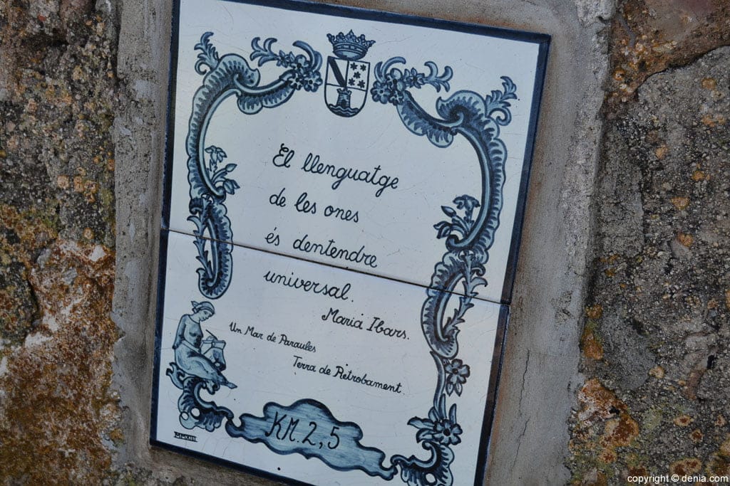 Los versos de María Ibars acompañan nuestros pasos en Les Rotes 2 Poemas de María Ibars en Les Rotes