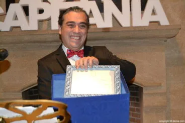 Presentación capitanía mora 2017 – Placa para Salva Gil