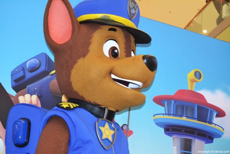Visita de la Patrulla Canina al Centro Comercial Portal de la Marina - Chase