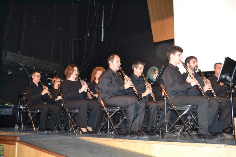 Concierto de Santa Cecilia de la Banda de Dénia - músicos