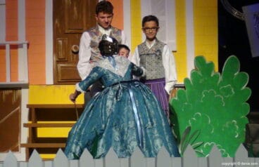 Presentación infantil Falla Oeste 2017 – Hermana de Martín