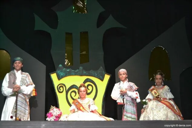 18 presentacion infantil port rotes 2017 cargos falla campaments