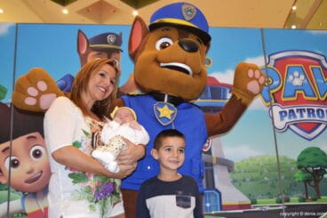 Visita de la Patrulla Canina al Centro Comercial Portal de la Marina – Familia con Chase