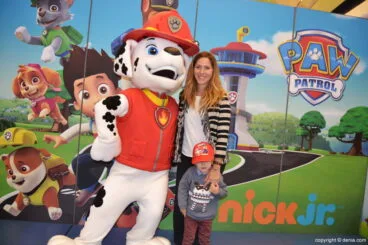Visita de la Patrulla Canina al Centro Comercial Portal de la Marina – foto con Marshall