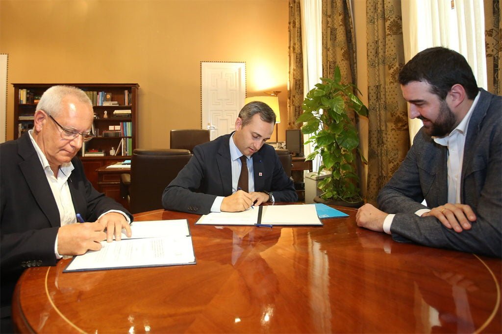 Convenio entre el Ayuntamiento de Dénia y la Diputación de Alicante