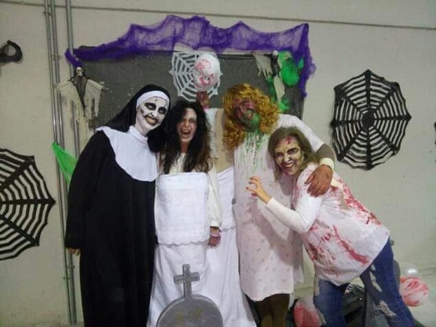 La filà Amazigh reunió a sus amigos en una terrorífica fiesta Halloween 5 fiesta halloween en la fila amazigh