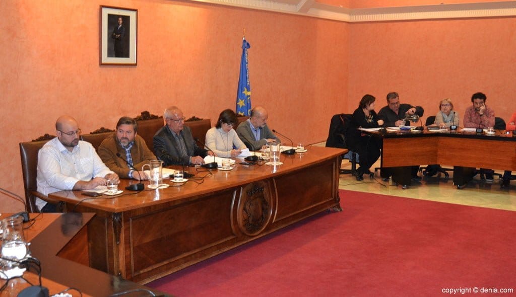 Pleno ordinario en el Ayuntamiento de Dénia
