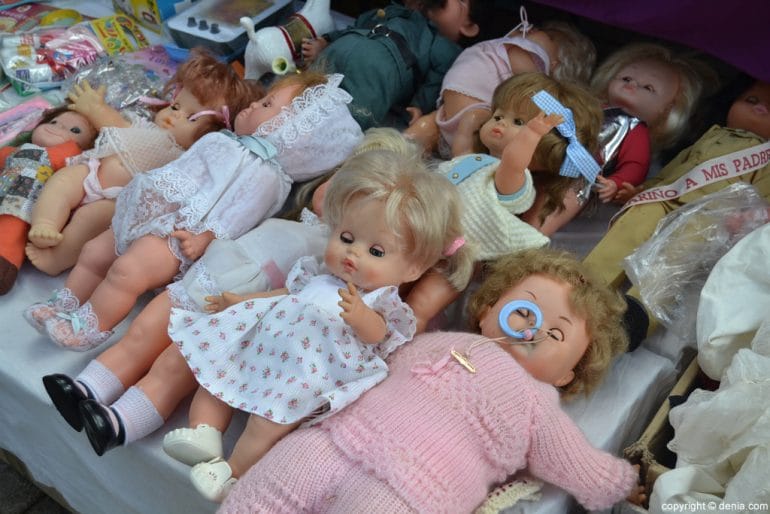 XIX Feria del Juguete Antiguo de Dénia - muñequitas