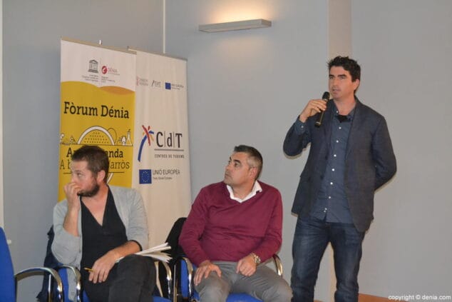 La implicación de la comarca en el proyecto de Ciudad Creativa de la Gastronomía protagoniza el foro del Arròs a banda 7 06 iv forum arros a banda denia productores de la marina