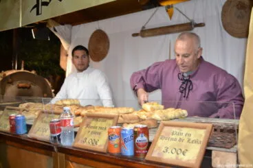 Mercado Medieval Dénia 2016 – Venta de pan artesano