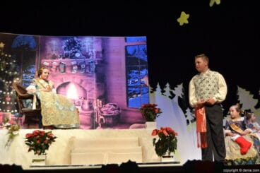 Presentación infantil Les Roques 2017 – Fallera Mayor y presidente infanti