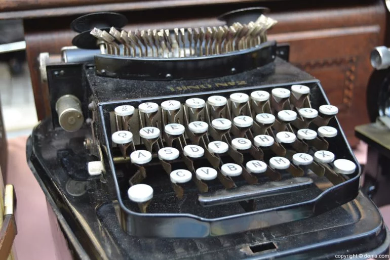 XIX Fira de la Joguina Antic de Dénia - màquina d'escriure