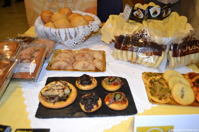 La implicación de la comarca en el proyecto de Ciudad Creativa de la Gastronomía protagoniza el foro del Arròs a banda 21 19 iv forum arros a banda denia cocas cidoncha
