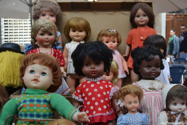 XIX Feria del Juguete Antiguo de Dénia - colección de muñecas