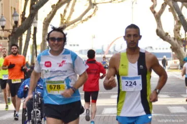 Beneyto y Youssef  Ahatach calentando