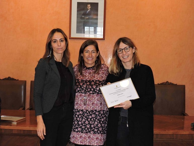 Eva Ronda con las representantes de la floristeria Verde Limón