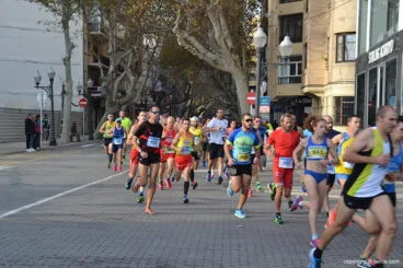 Grupo de la parte cabecera de la carrera
