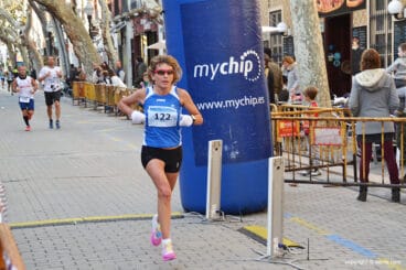 Maxime McKinnon vencedora de la Media Maratón