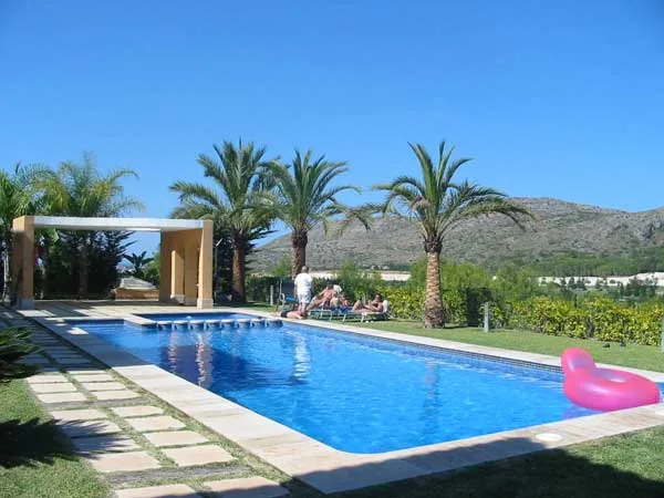 piscina vacation villas