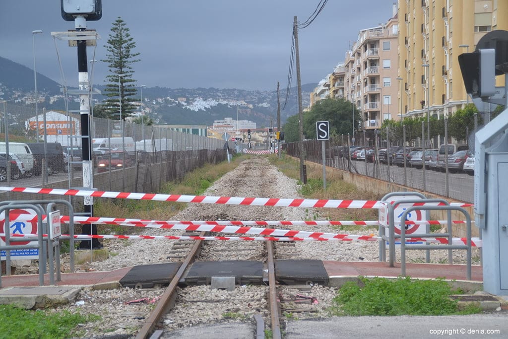 Retirada de las traviesas y vías del tren en Dénia 2 Tramo sin vía ni traviesas