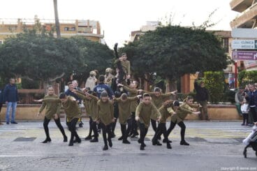 Visita de los Carteros Reales a Dénia – en la Glorieta