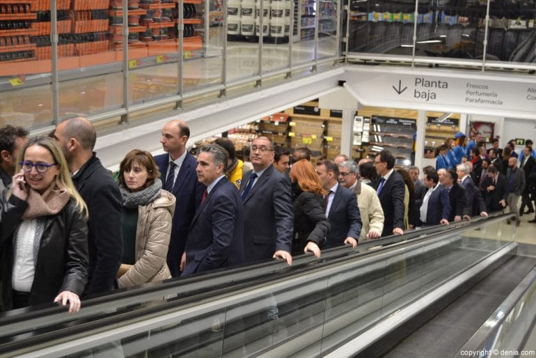 Invitados a la inauguración de Carrefour Dénia