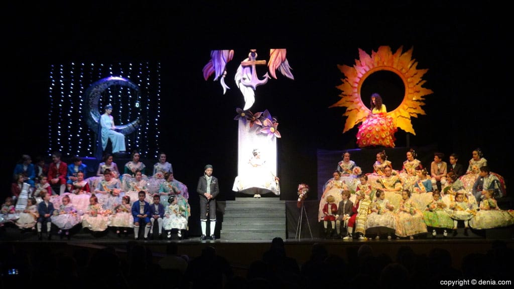 13 presentacion infantil baix la mar 2017 escenario