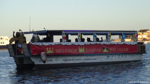 15 cabalgata reyes magos denia 2017 barco de los reyes magos