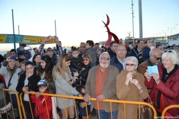 Cabalgata Reyes Magos Dénia 2017 – Público en el puerto