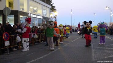 Cabalgata Reyes Magos Dénia 2017 – Patrulla Canina