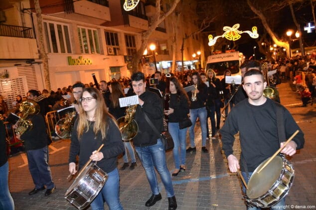 64 cabalgata reyes magos denia 2017 banda de denia
