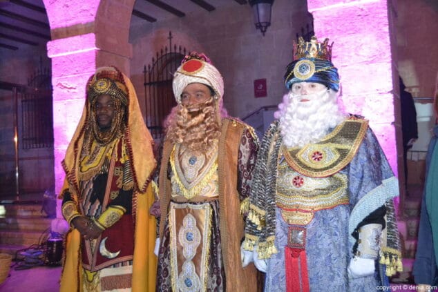 83 cabalgata reyes magos denia 2017 majestades