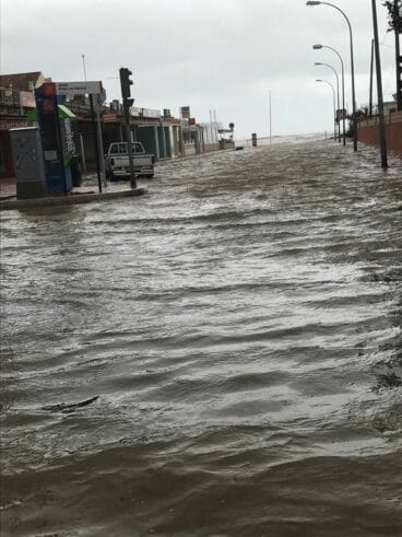 Acceso a la playa de Las Brisas de Dénia