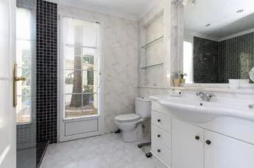 Baño Quality Rent a Villa