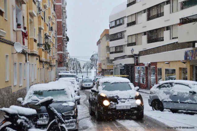Estampa de Dénia tras la intensa nevada caída a primera hora de la mañana 21 calle la mar nevada