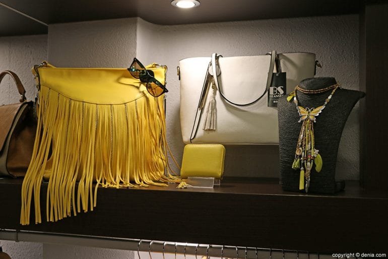 Complementos primavera Blannes Boutique