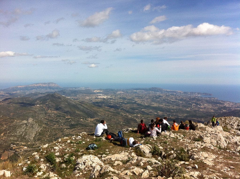 Actividad de montaña y senderismo Aventura Pata Negra