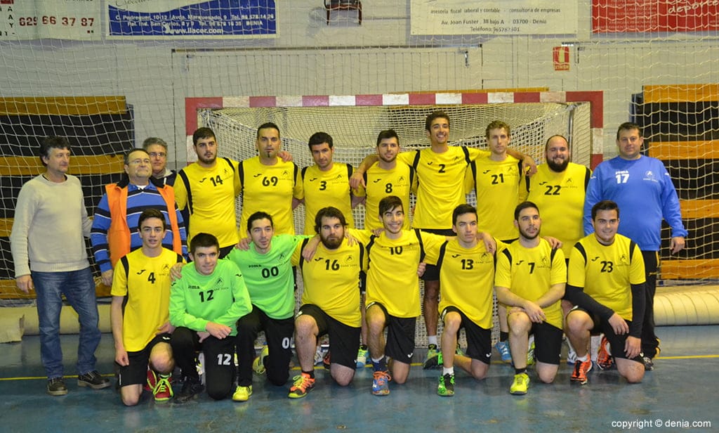 El Garbi Dénia y CB Santa Pola jugaron un partido muy intenso (26-26) 3 plantilla del garbi denia