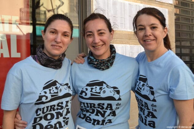 03 iii cursa de la dona denia participantes antes de la carrera