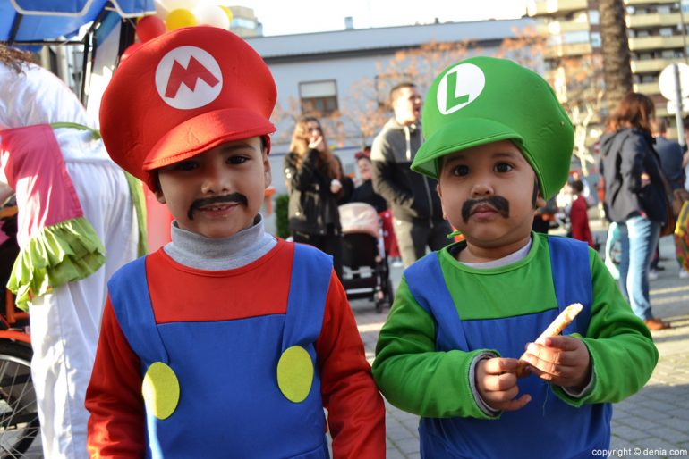 Carnaval Dénia 2017 - Mario y Luigi