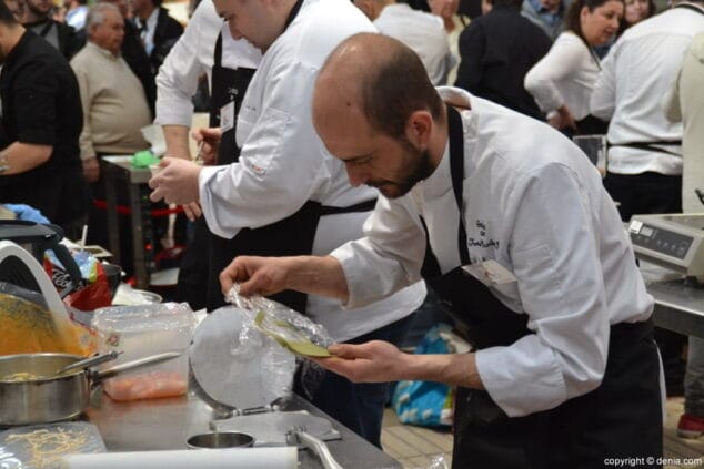21 6o concurso internacional de cocina creativa de la gamba roja de denia trabajo de los cocineros