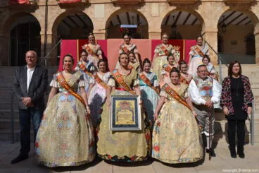 Crida y pregón fallas 2017 – Pregonera y cortes de honor